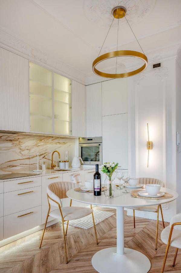 Apartment Golden Manufaktura Lodz By Rentujemy Esterno foto